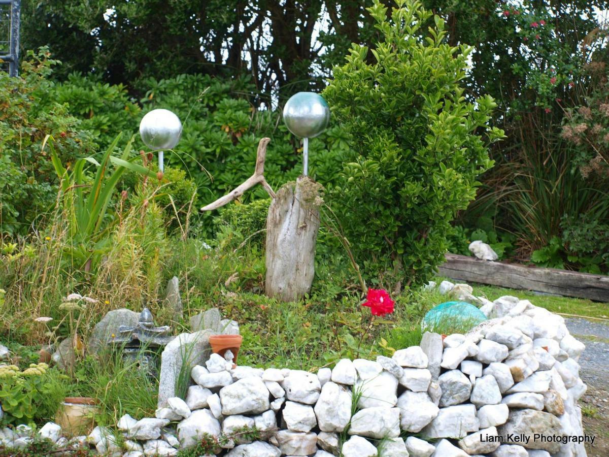 Lakefield Gallery Keel  Εξωτερικό φωτογραφία